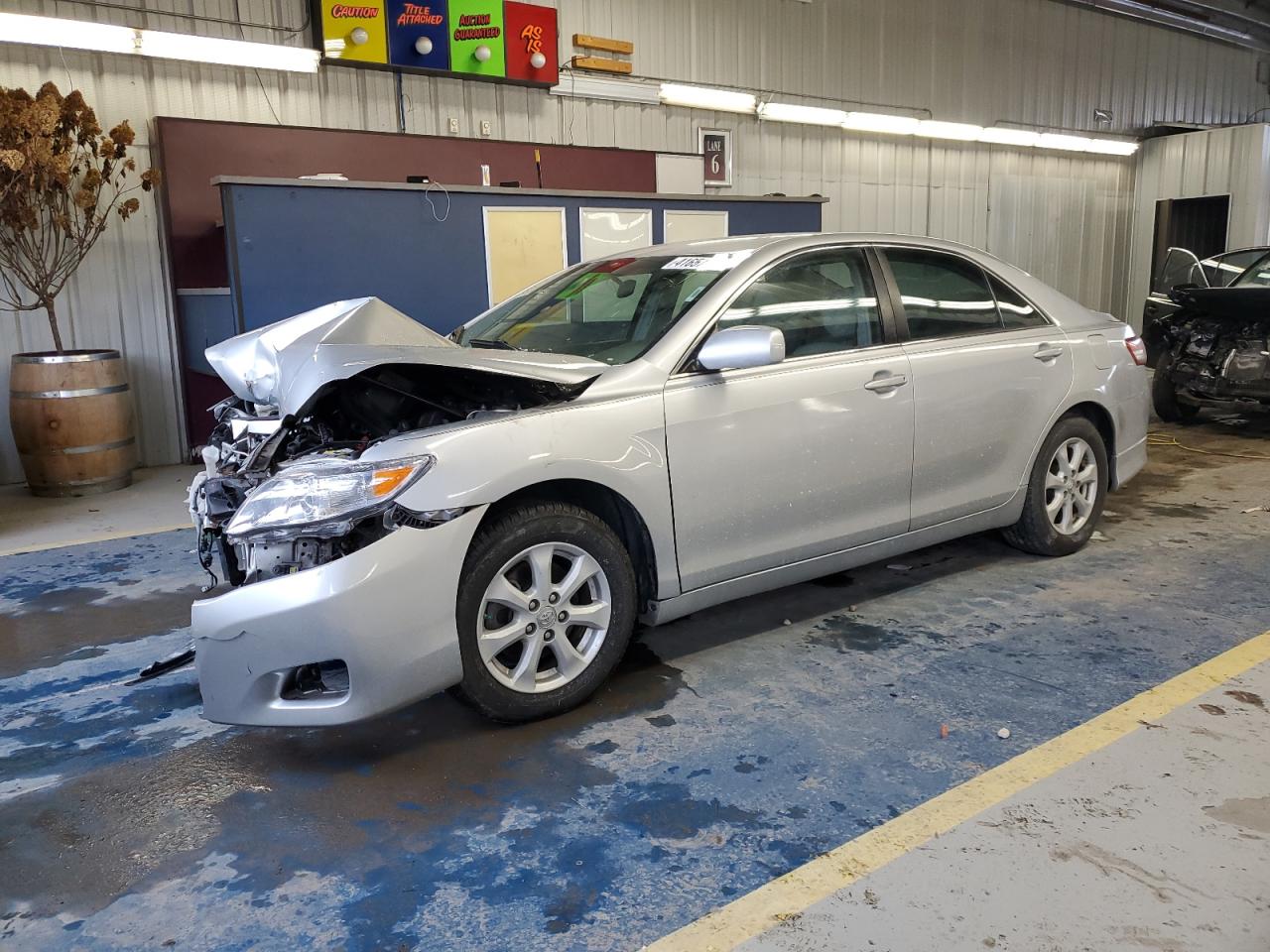 TOYOTA CAMRY BASE 2011