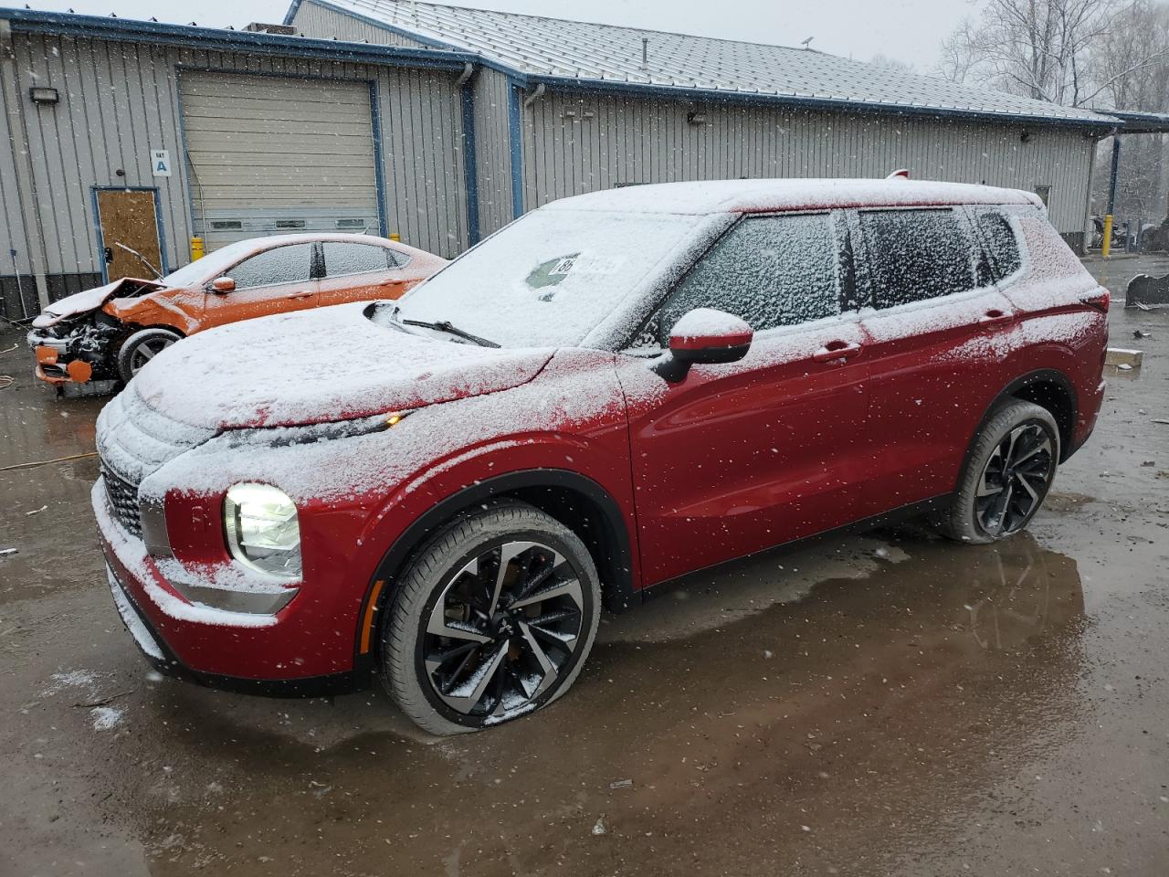 MITSUBISHI OUTLANDER 2022