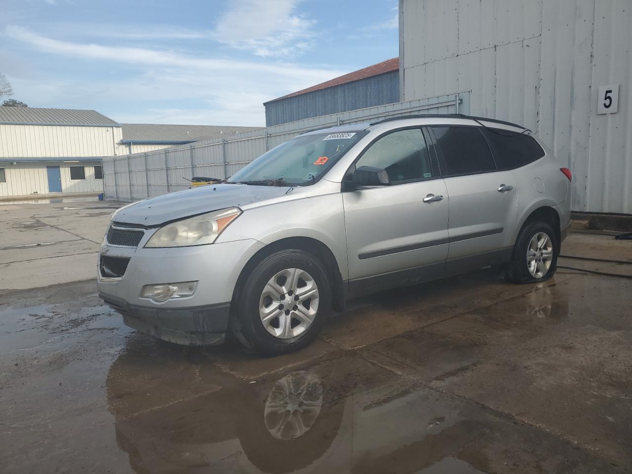 CHEVROLET TRAVERSE L 2010