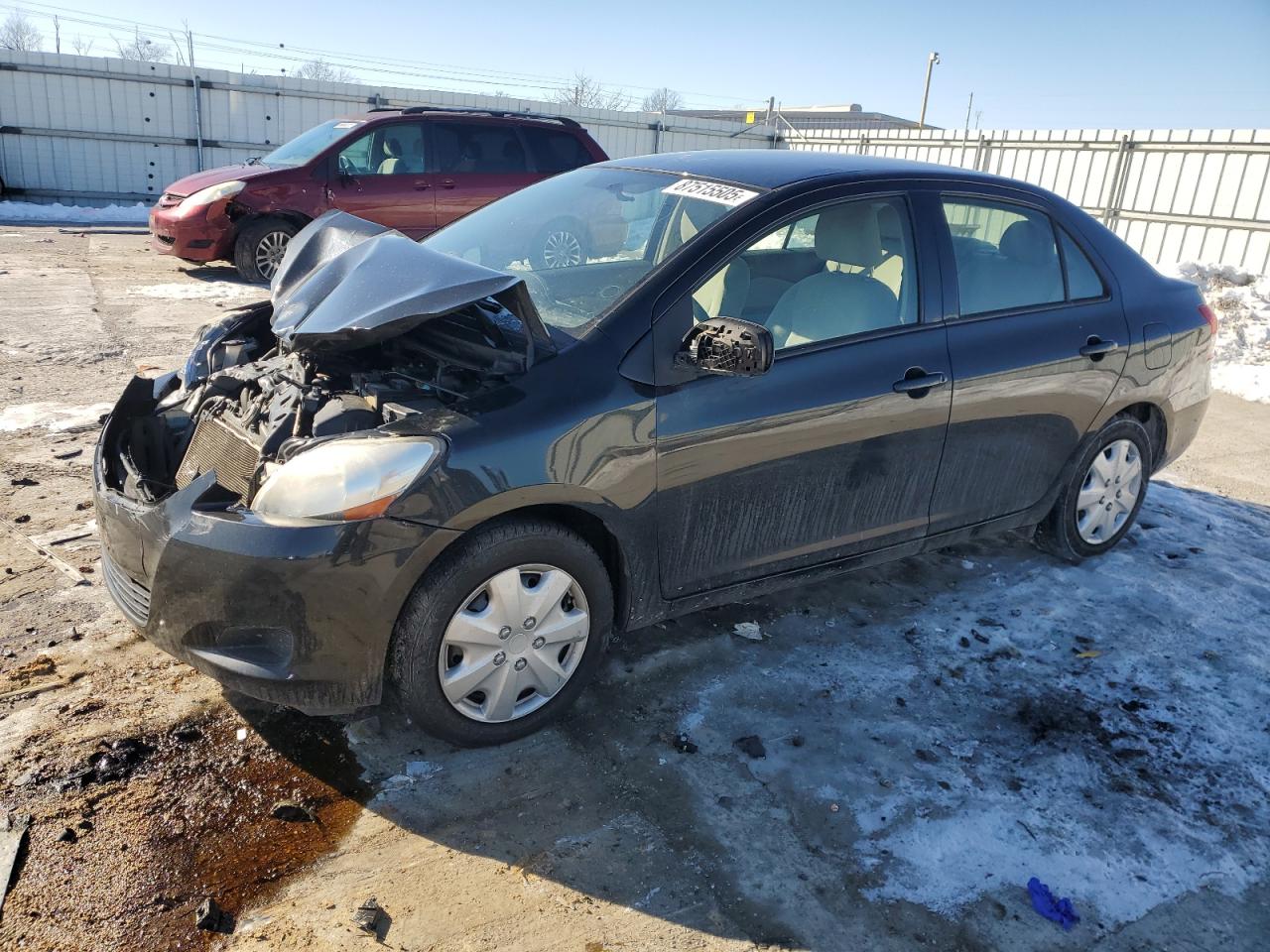 TOYOTA YARIS 2012