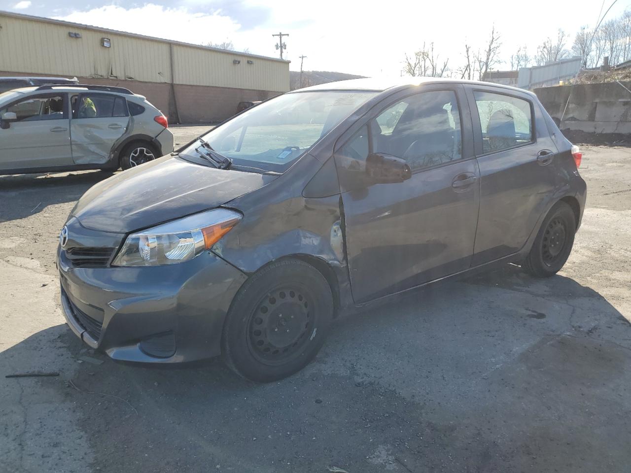 TOYOTA YARIS 2012