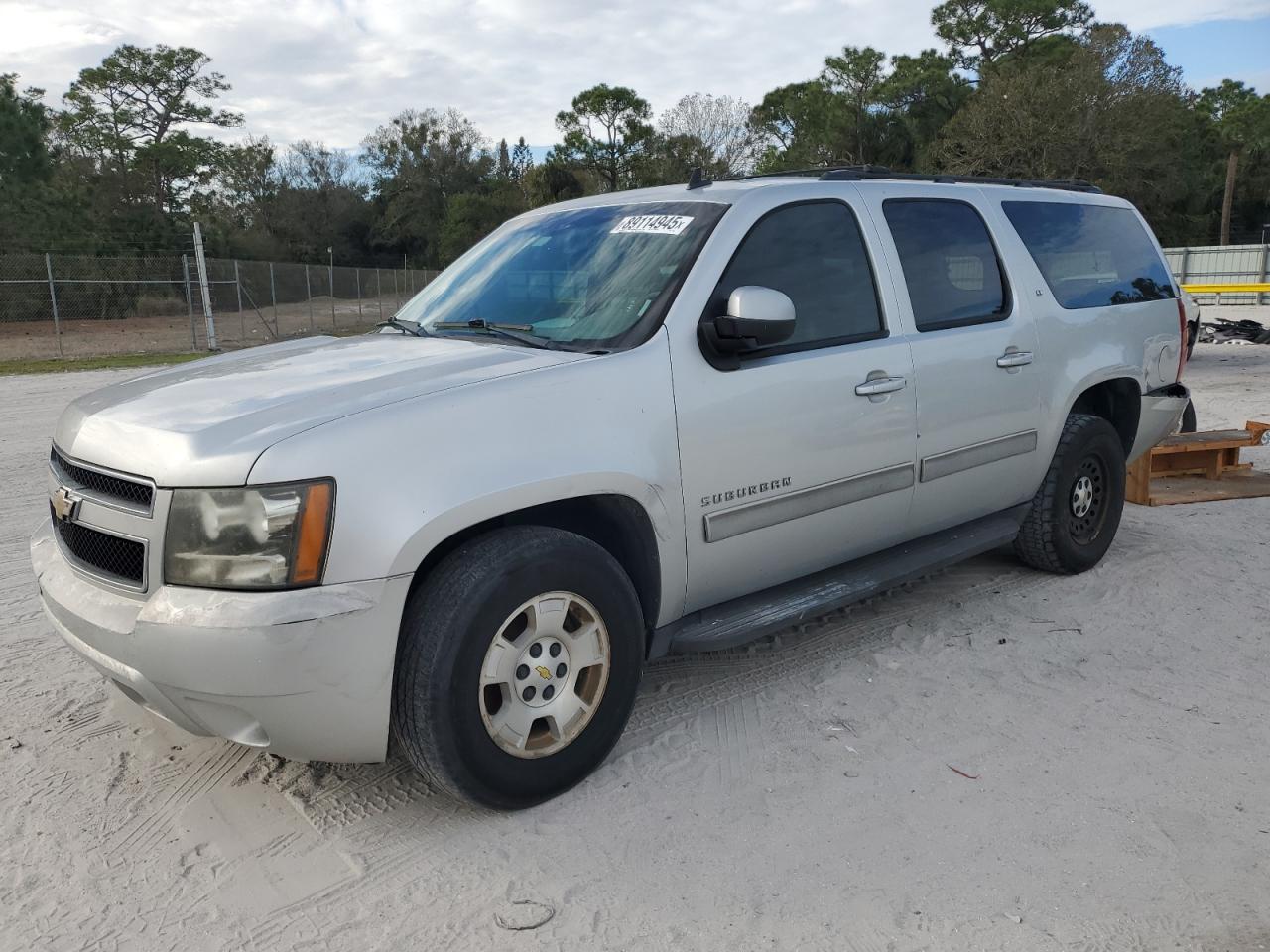 CHEVROLET SUBURBAN C 2011