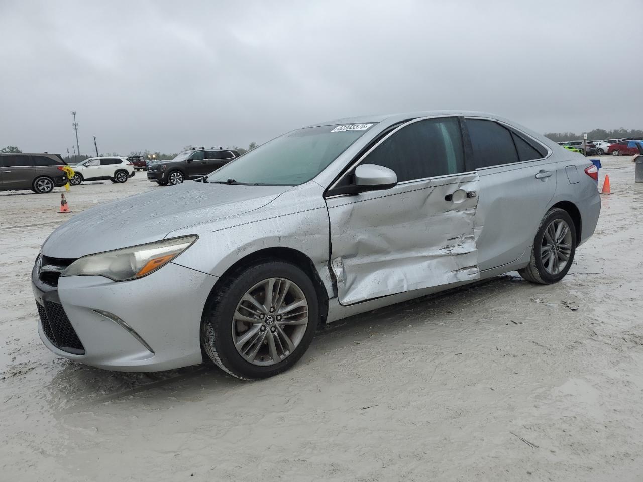 TOYOTA CAMRY LE 2017