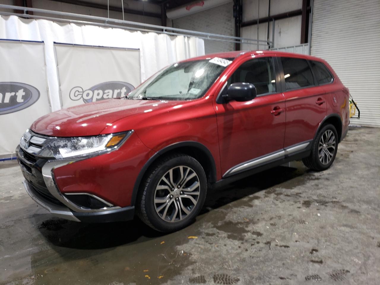 MITSUBISHI OUTLANDER 2017