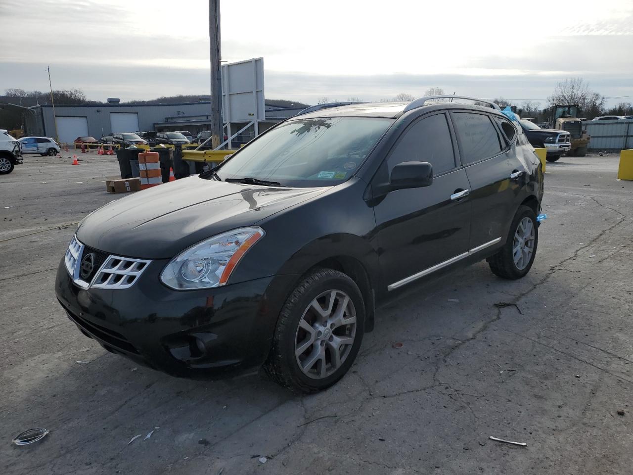 NISSAN ROGUE S 2011