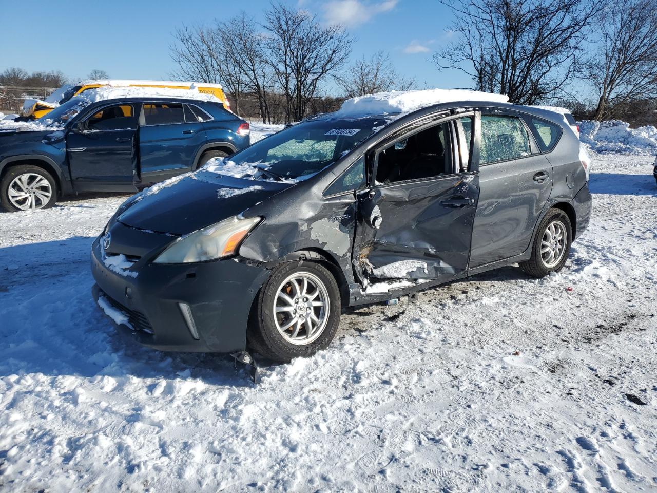TOYOTA PRIUS V 2014