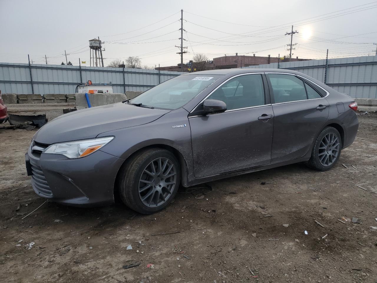 TOYOTA CAMRY HYBR 2015