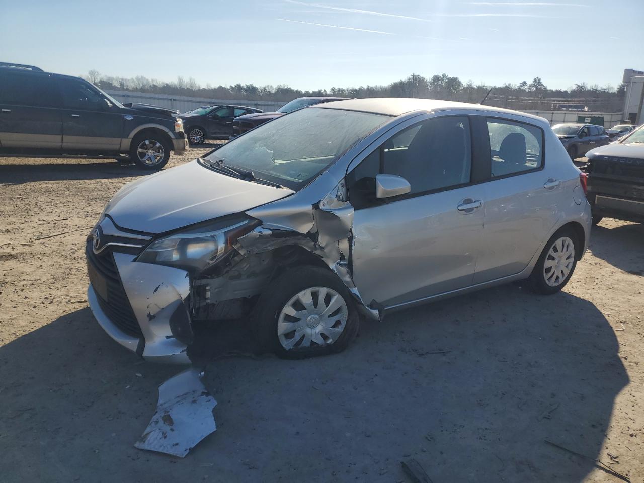 TOYOTA YARIS 2015