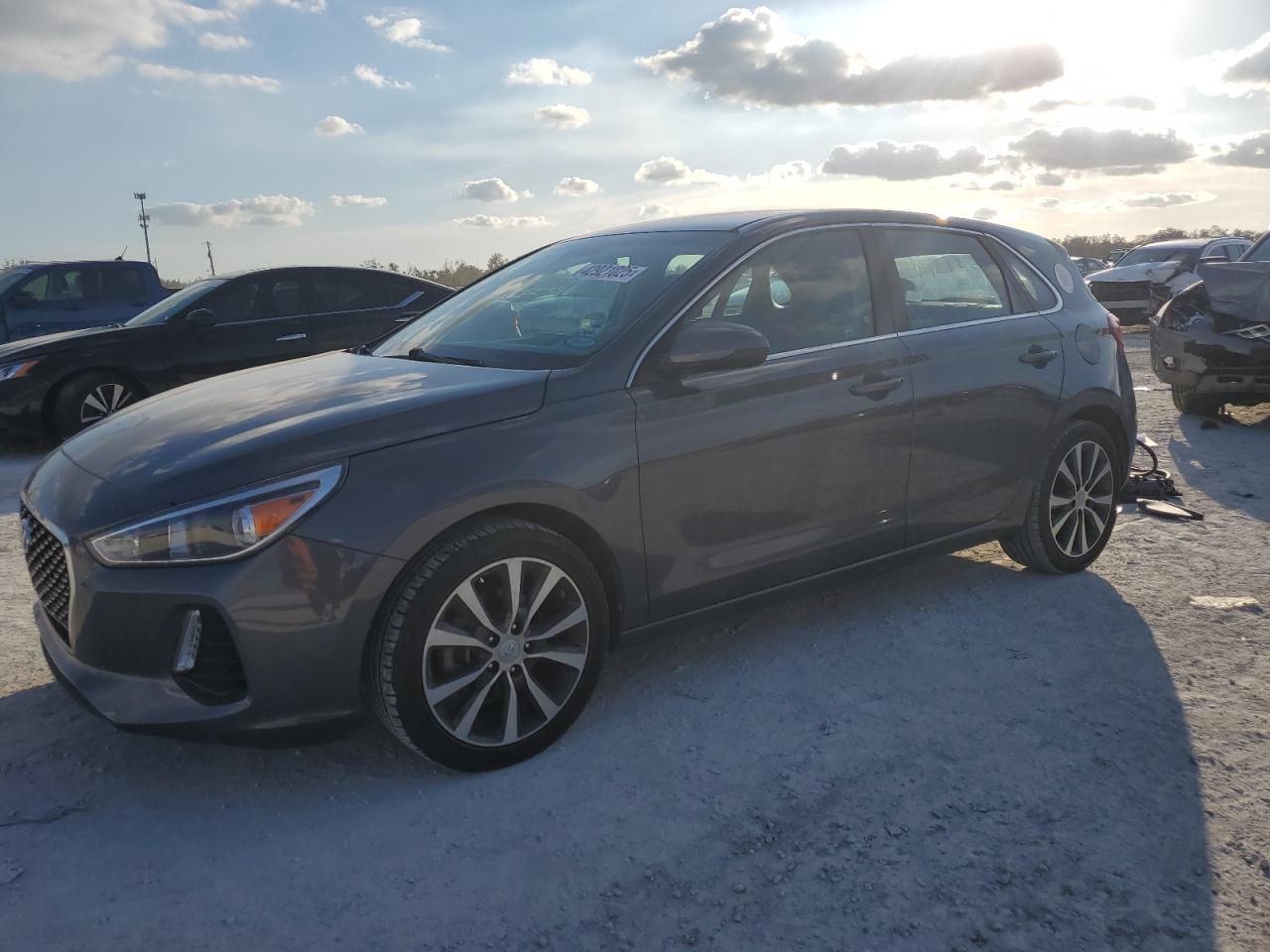 HYUNDAI ELANTRA GT 2018
