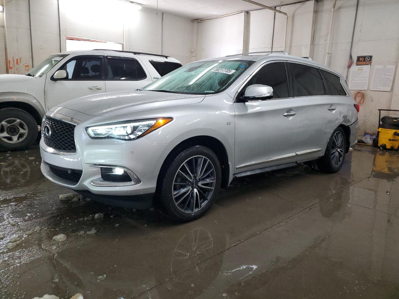 INFINITI QX60 LUXE 2020