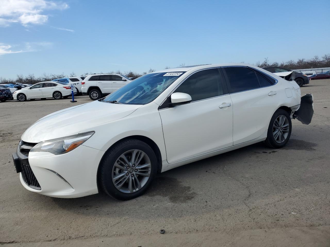 TOYOTA CAMRY LE 2015