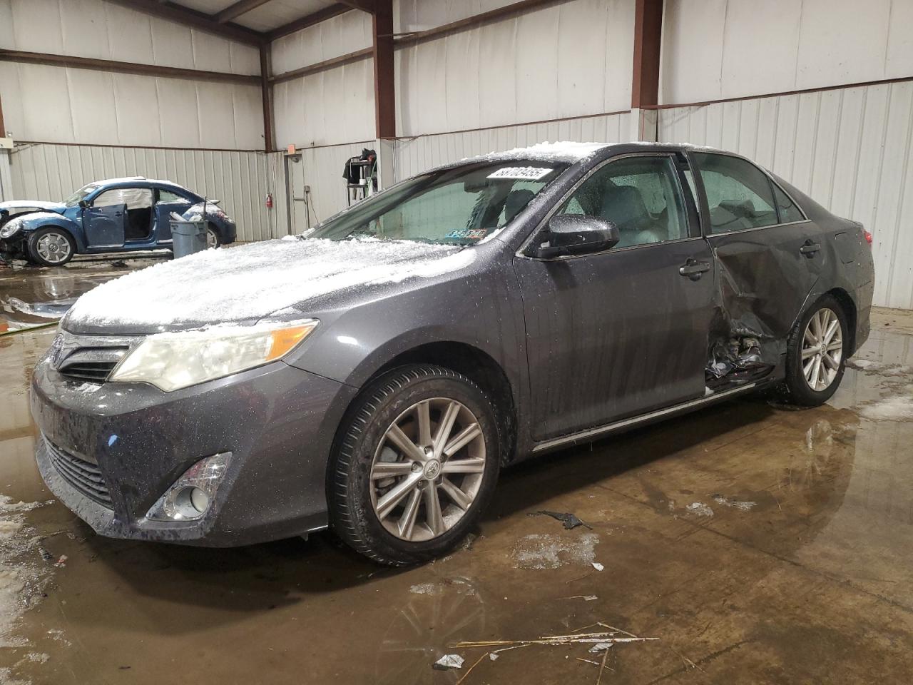 TOYOTA CAMRY BASE 2012