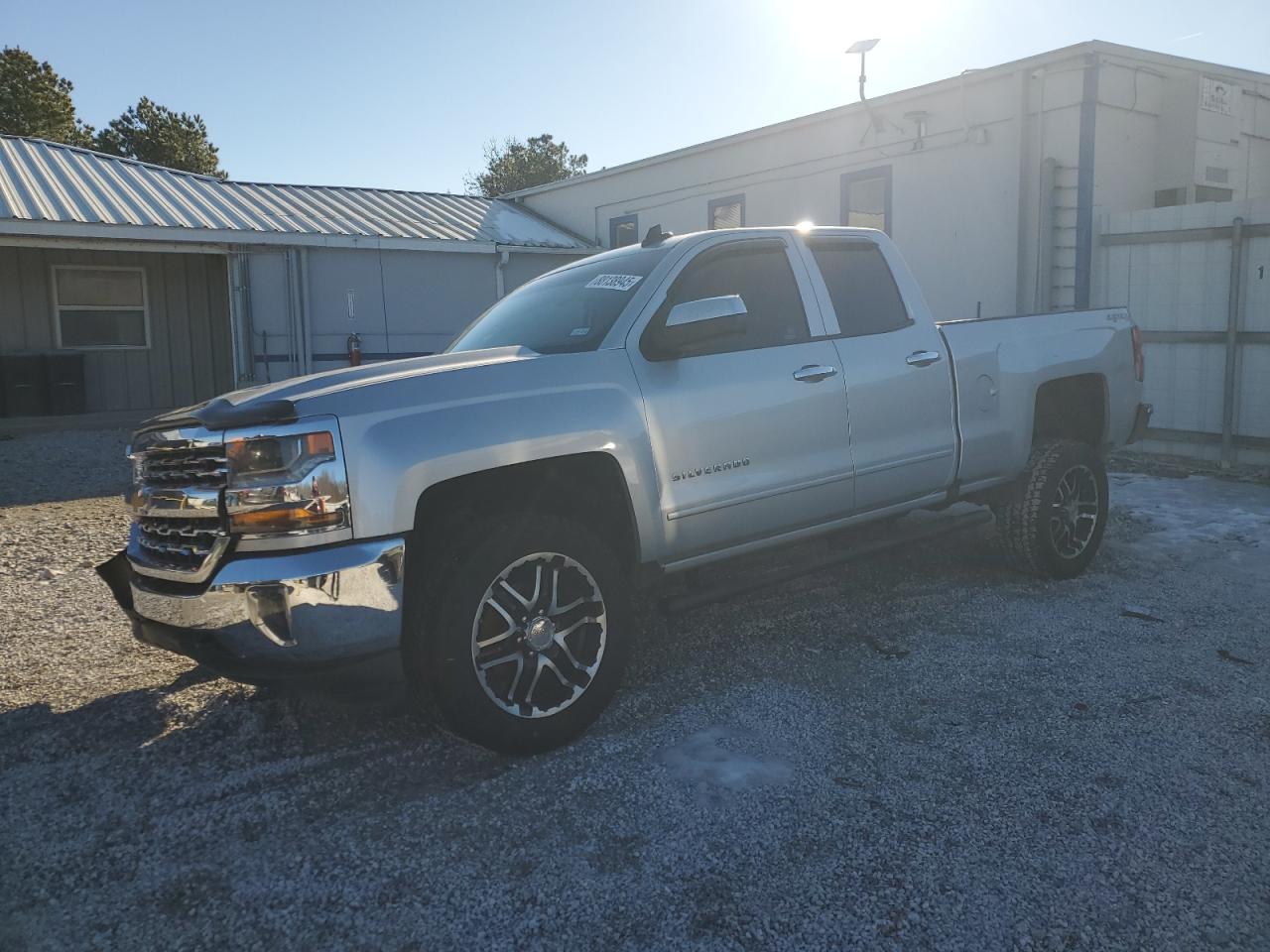 CHEVROLET SILVERADO 2018