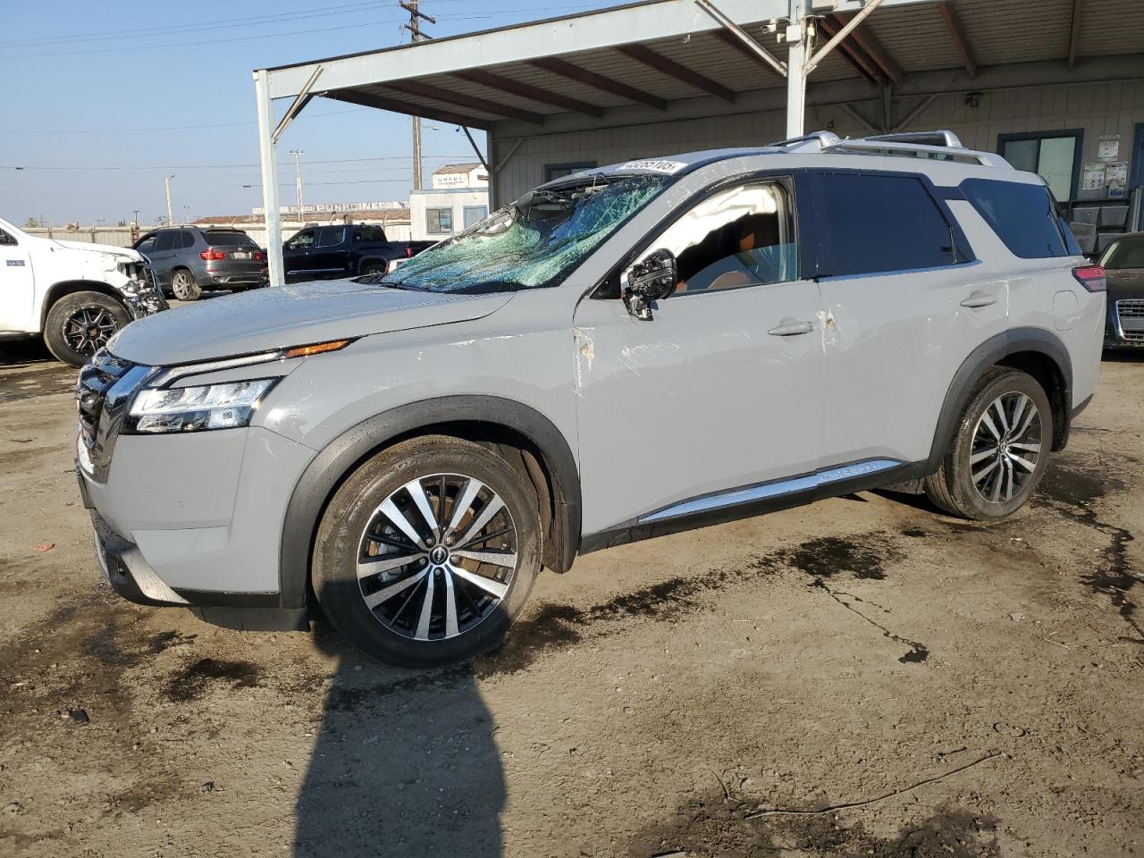 NISSAN PATHFINDER 2023