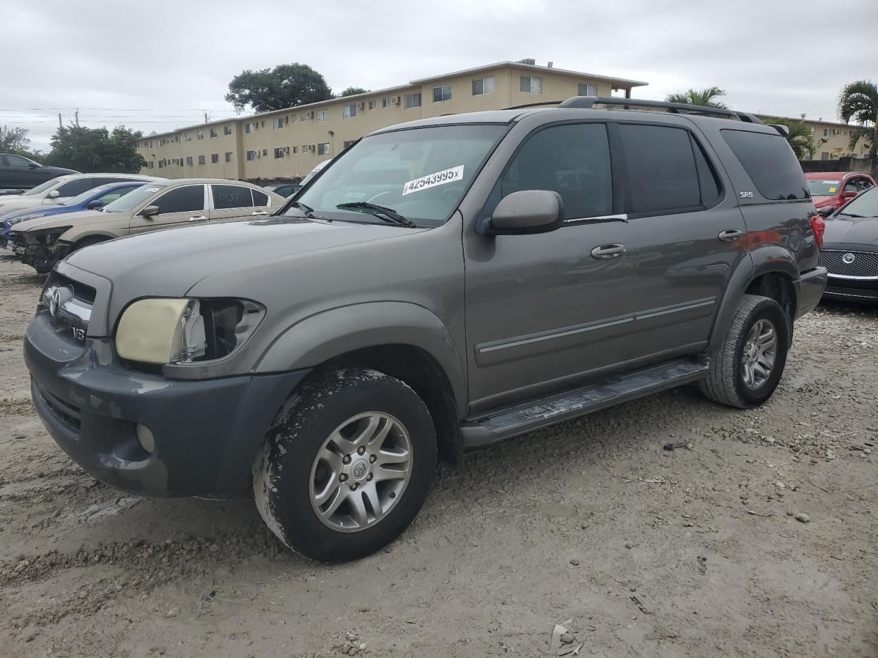 TOYOTA SEQUOIA SR 2004
