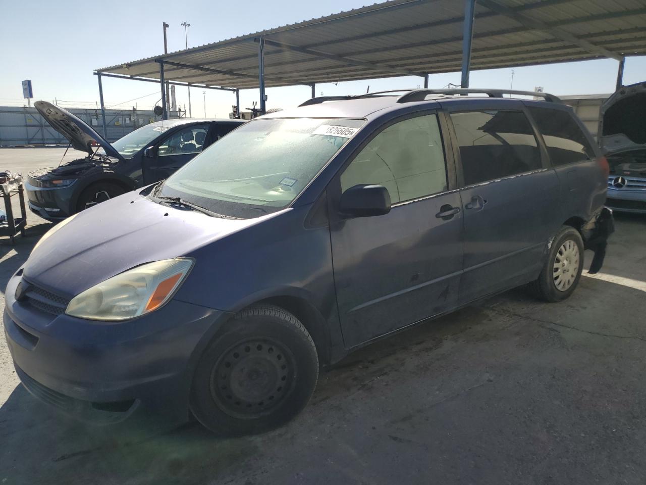 TOYOTA SIENNA CE 2005