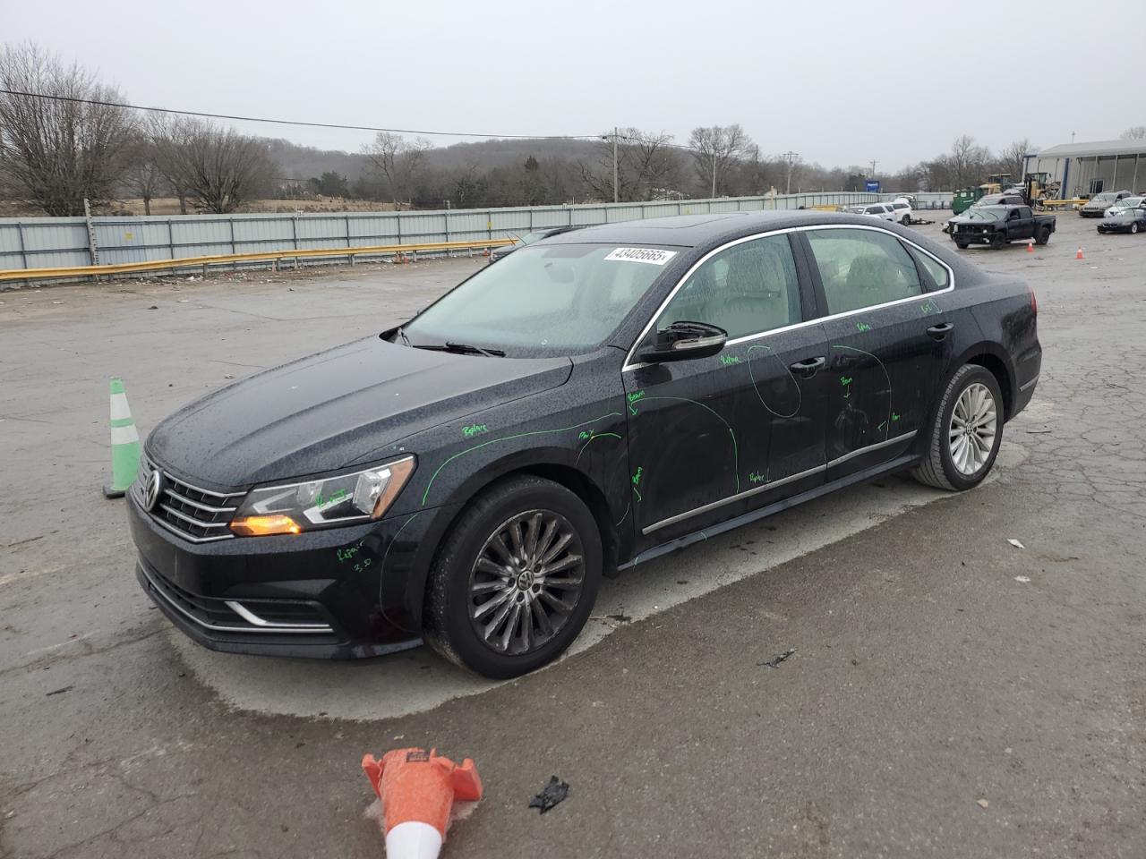VOLKSWAGEN PASSAT SE 2017