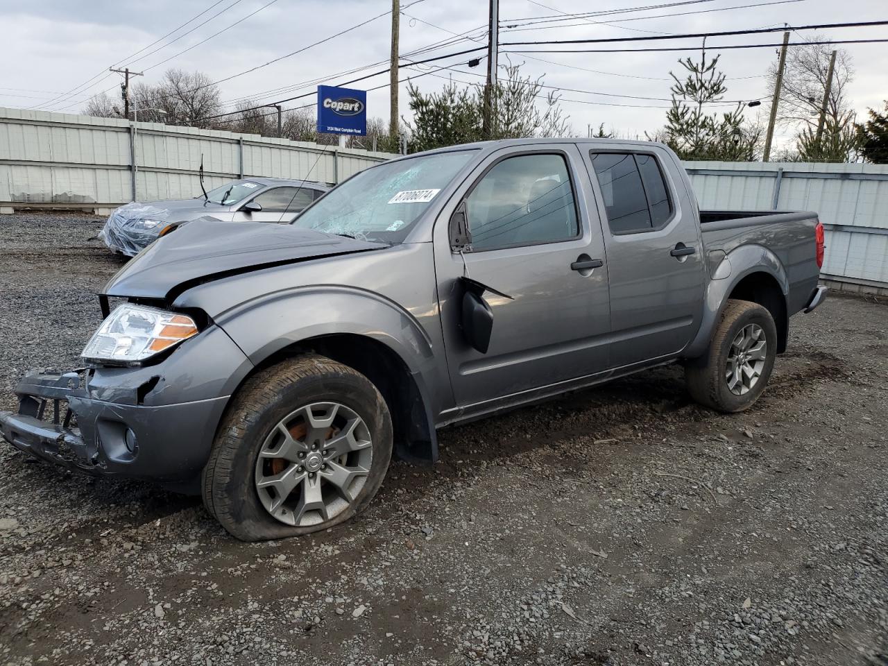 NISSAN FRONTIER 2021