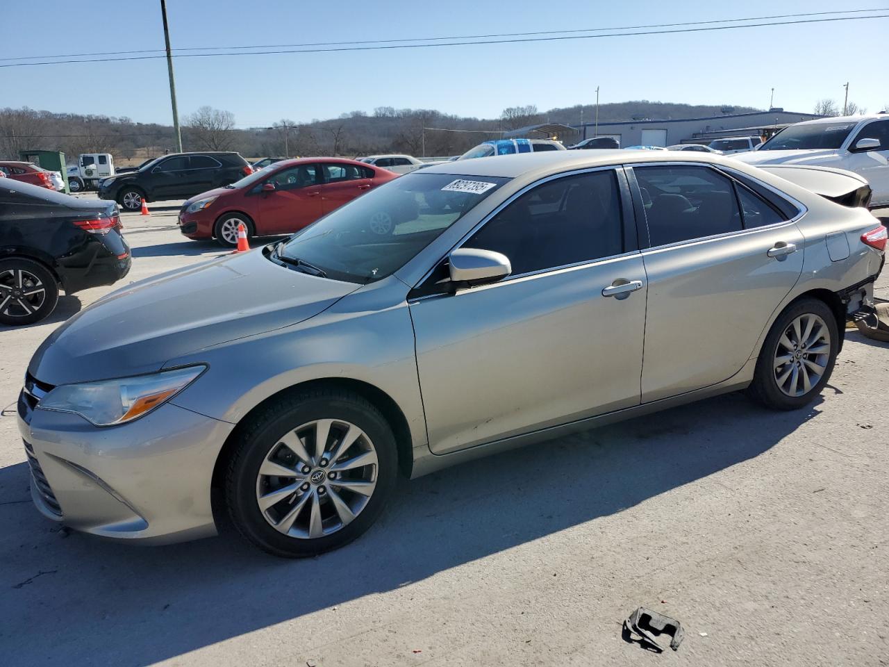 TOYOTA CAMRY LE 2015