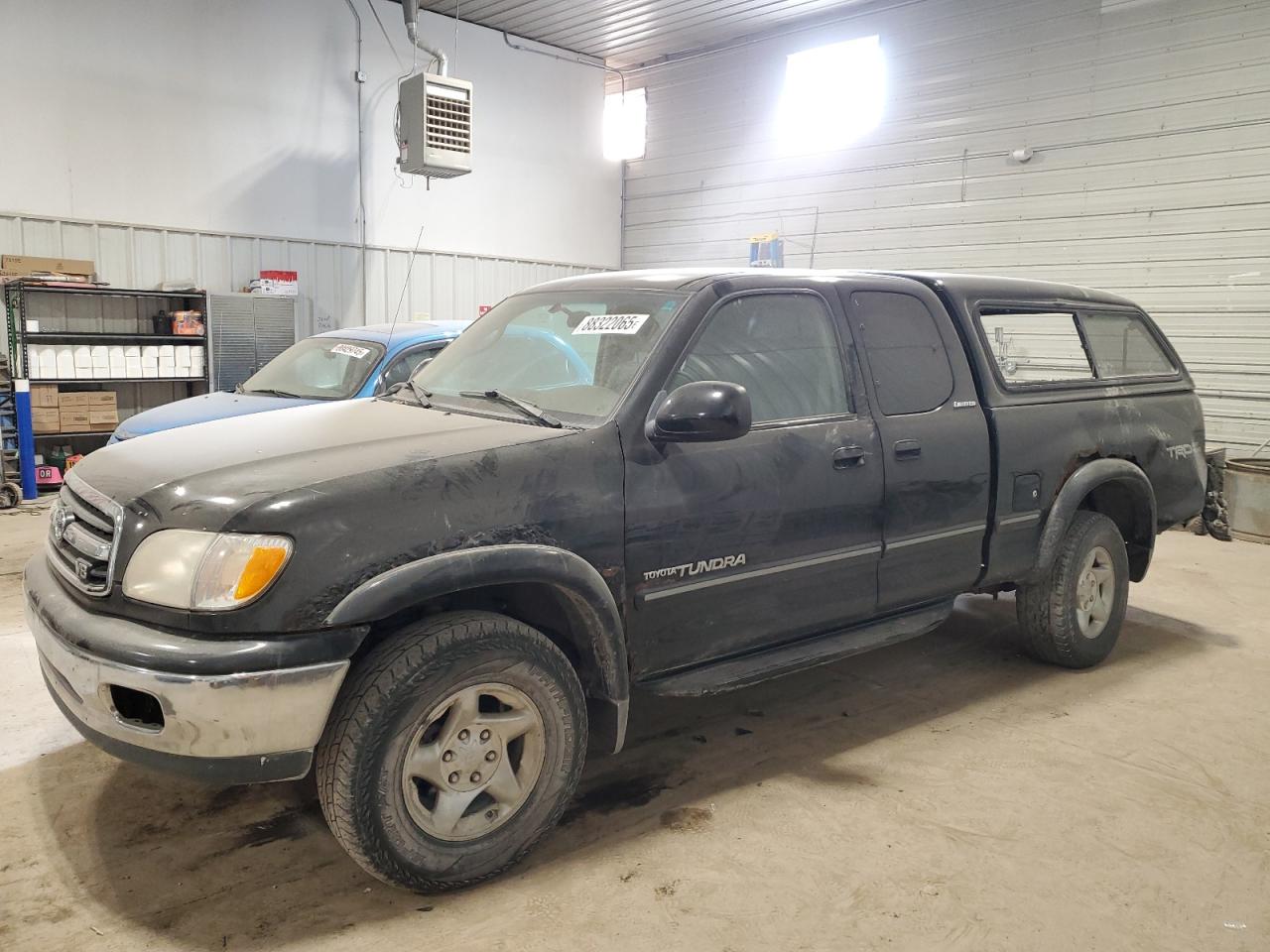 TOYOTA TUNDRA ACC 2000