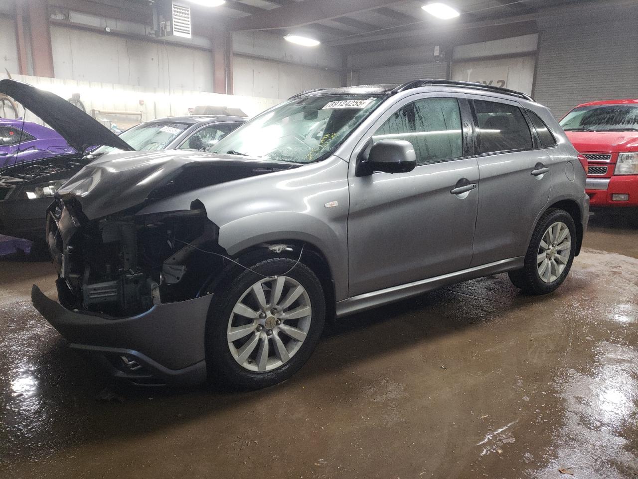 MITSUBISHI OUTLANDER 2011