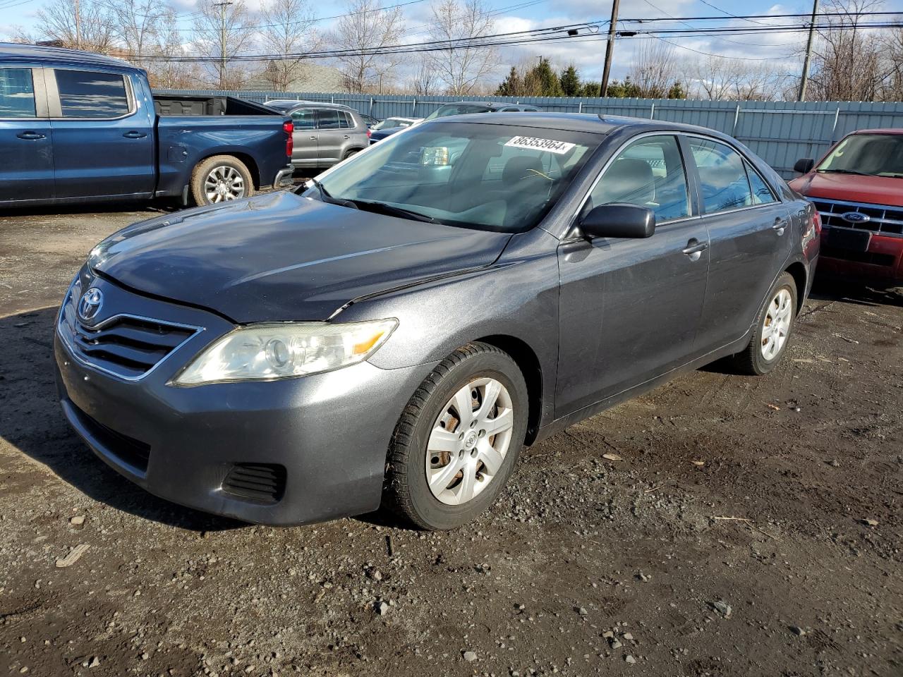 TOYOTA CAMRY 2011