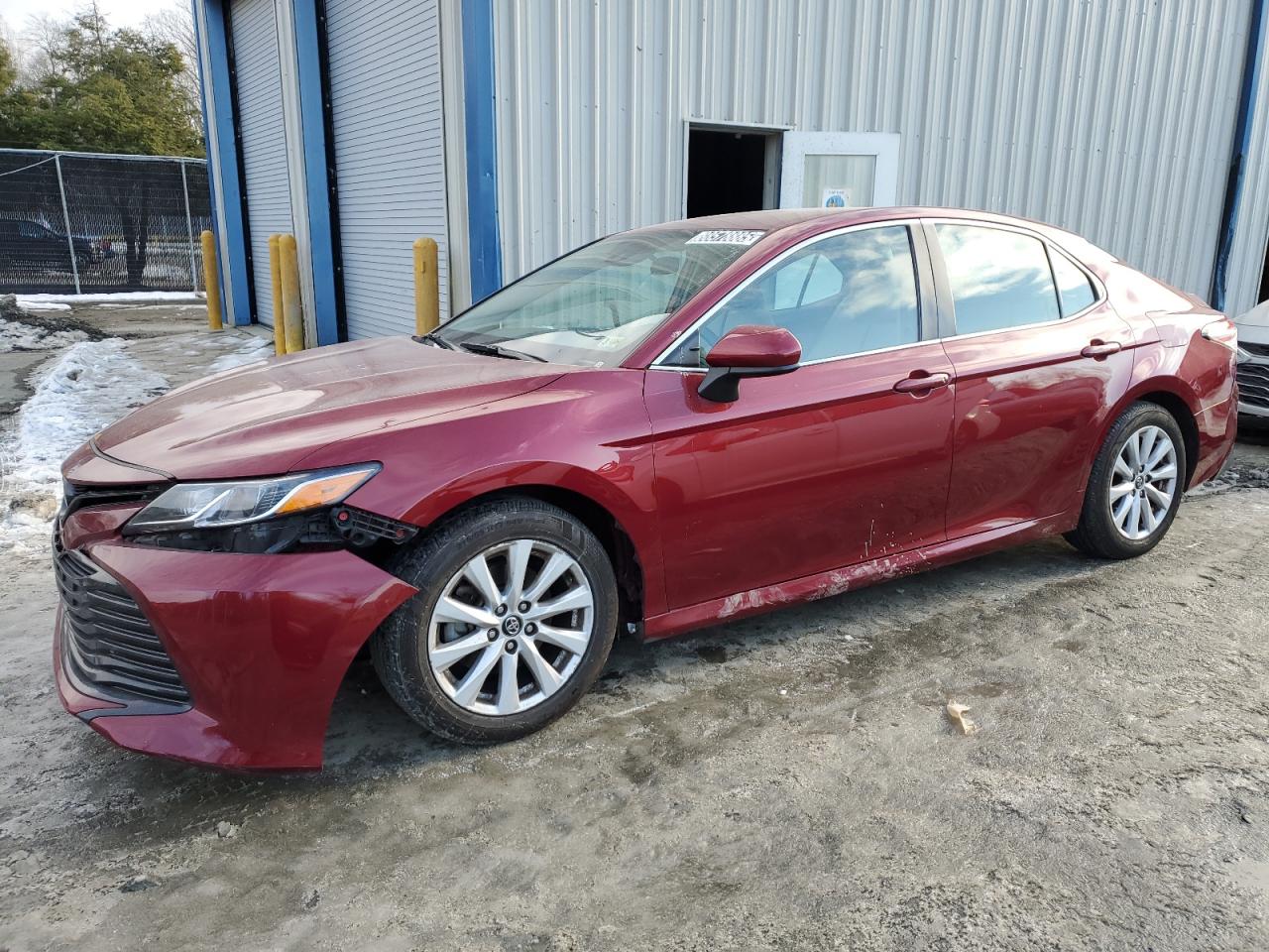 TOYOTA CAMRY LE 2020
