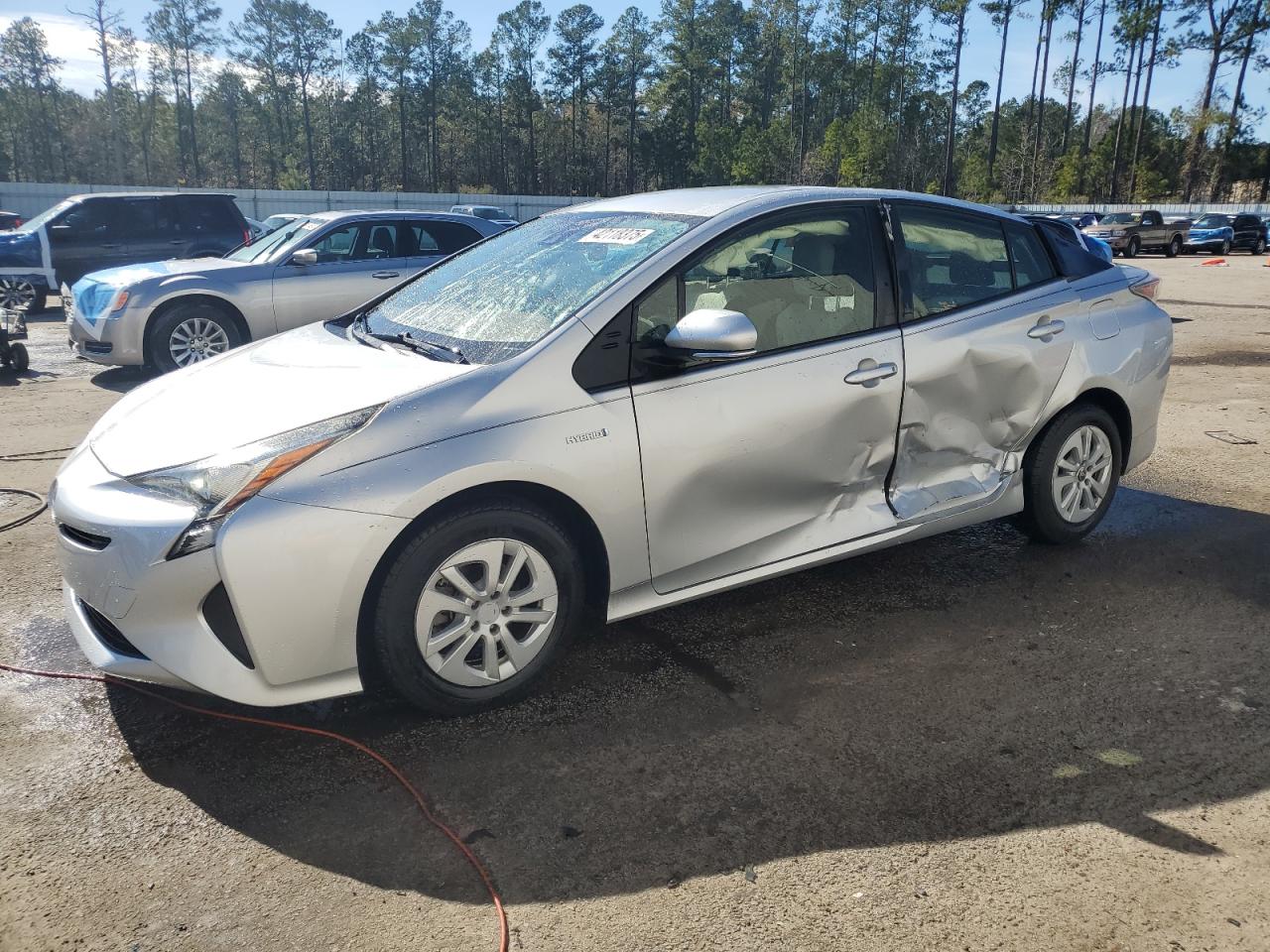 TOYOTA PRIUS 2017