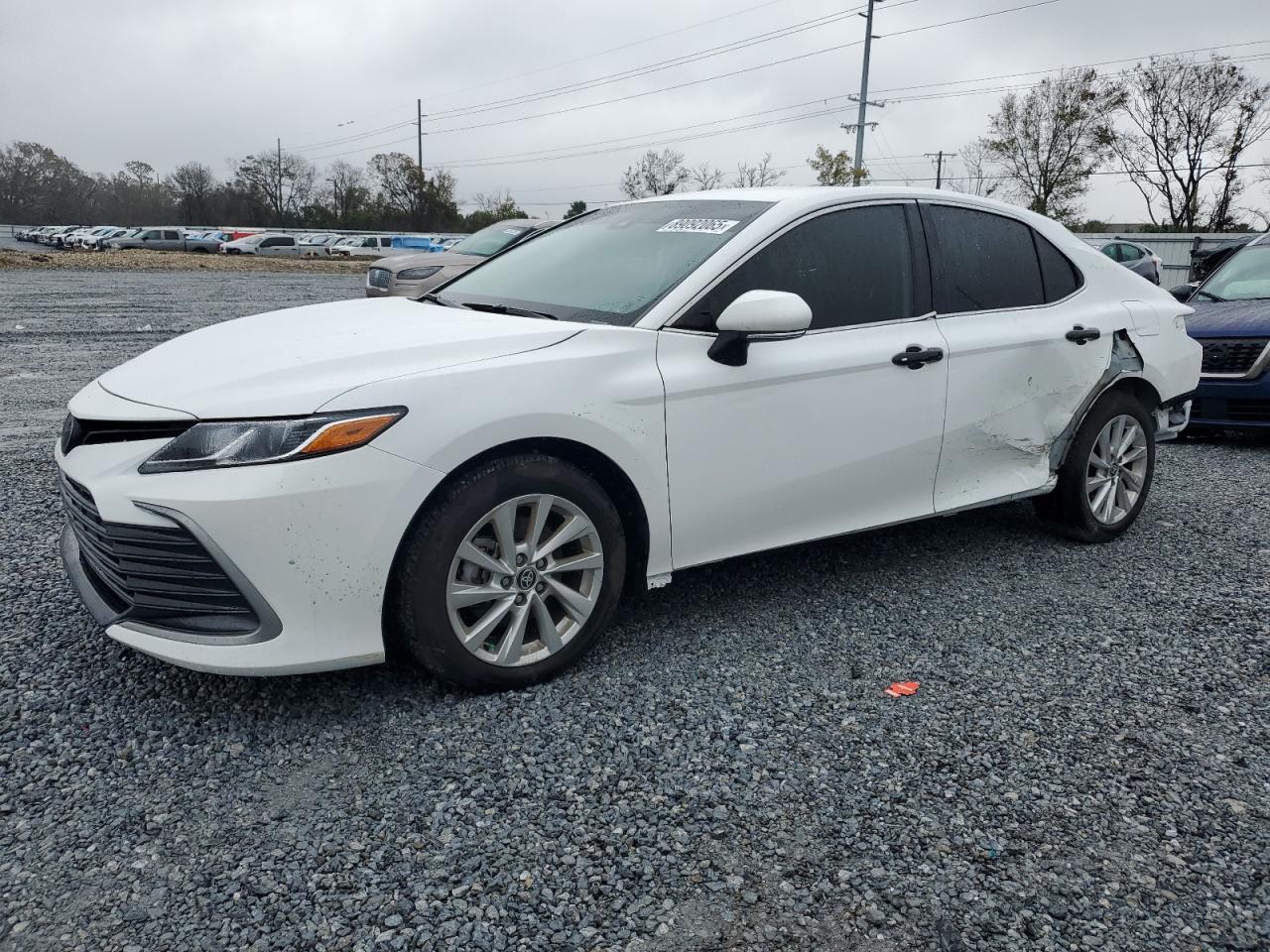 TOYOTA CAMRY LE 2023