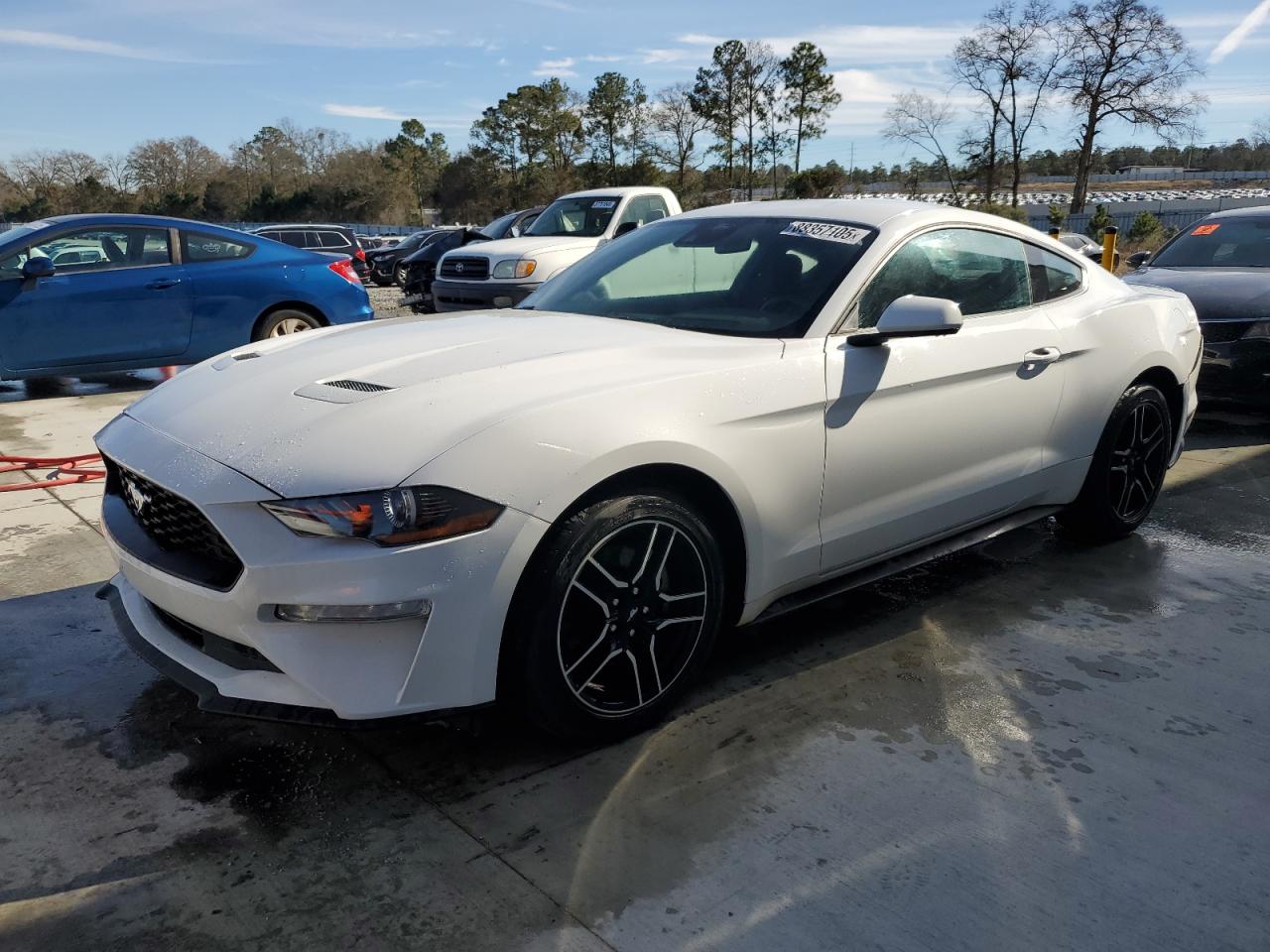 FORD MUSTANG 2022