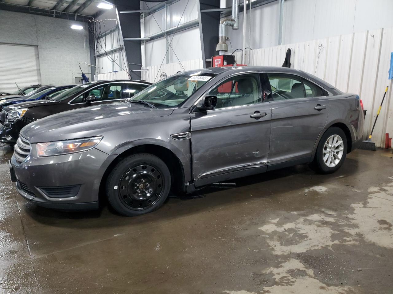FORD TAURUS SE 2014