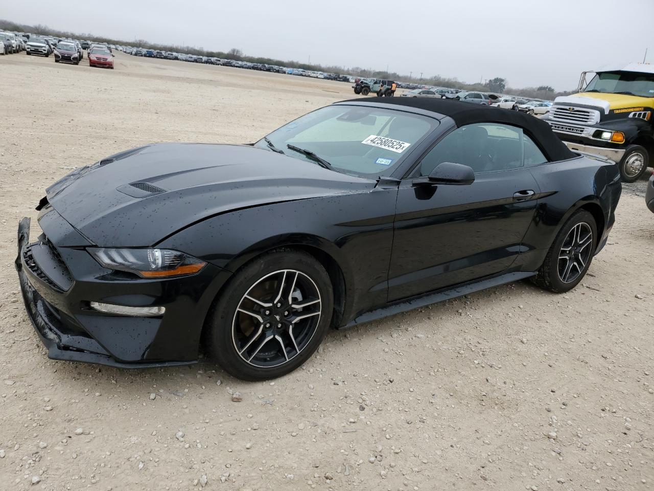 FORD MUSTANG 2021