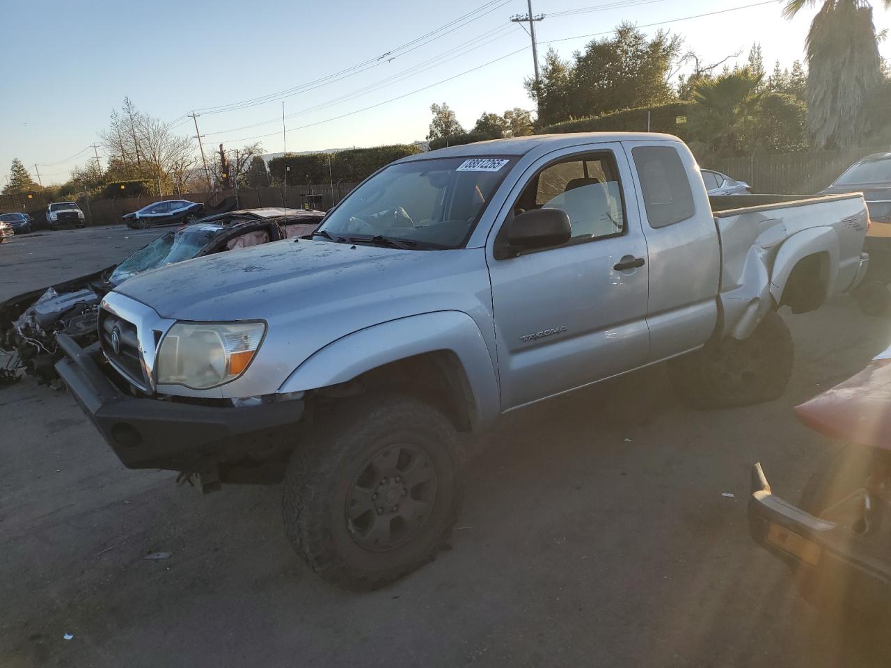 TOYOTA TACOMA ACC 2005