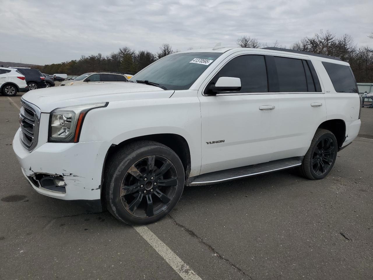 GMC YUKON SLT 2017