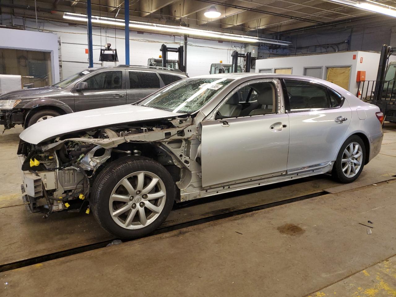LEXUS LS 460L 2007