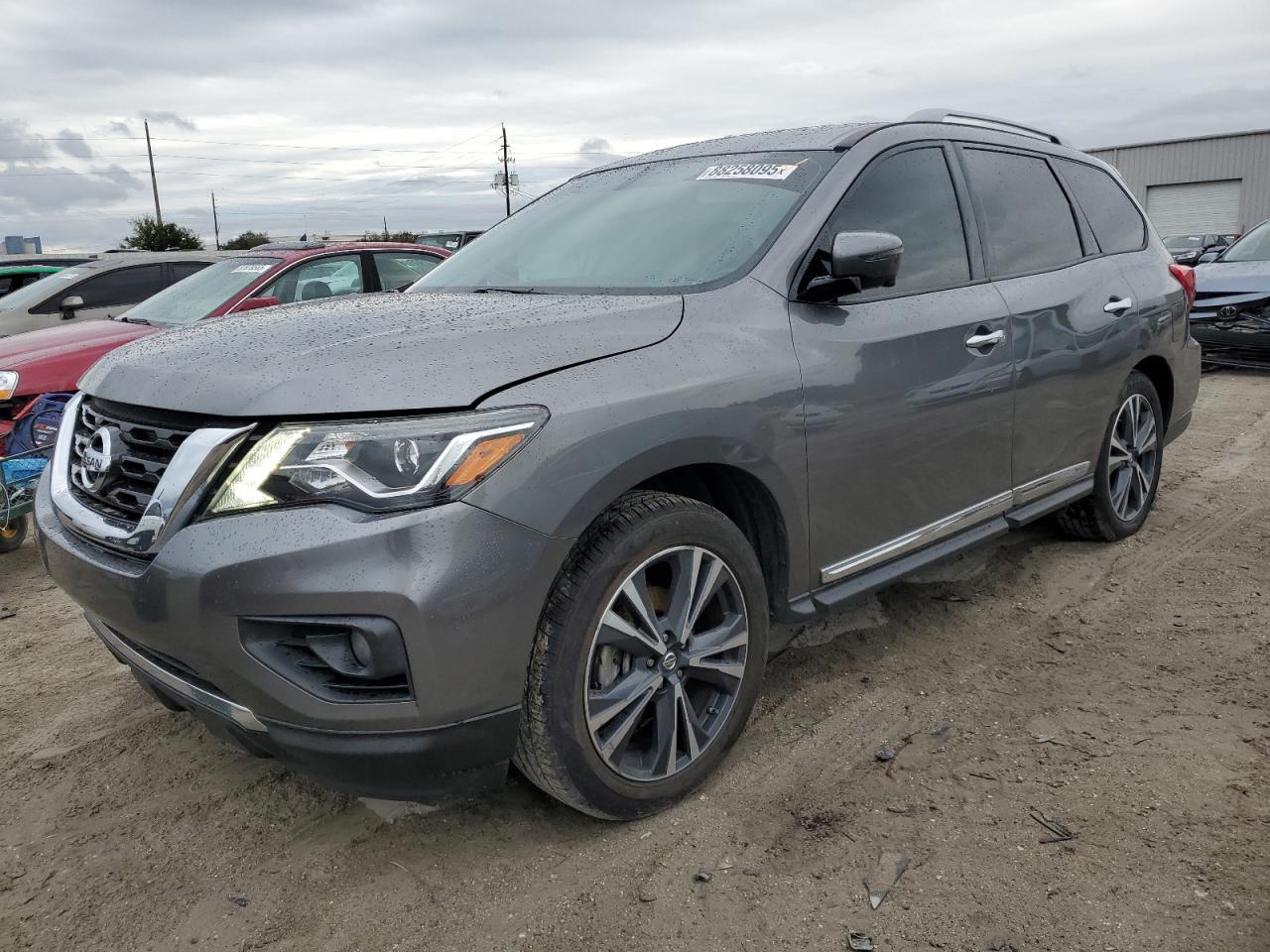 NISSAN PATHFINDER 2018