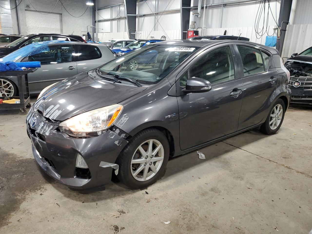 TOYOTA PRIUS C 2013