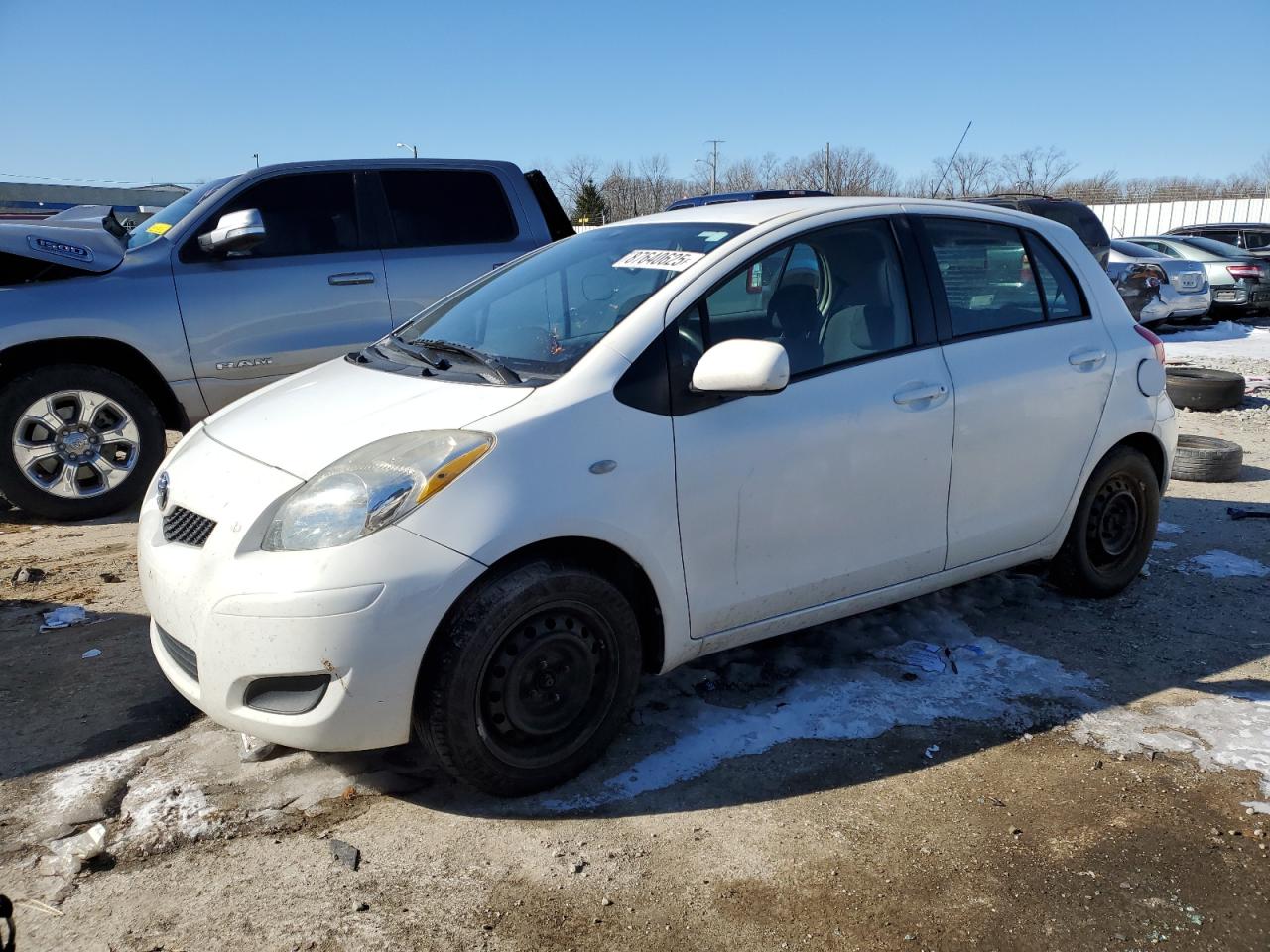 TOYOTA YARIS 2009