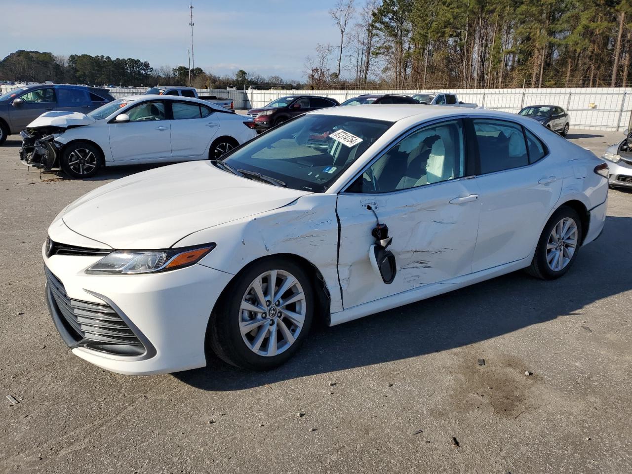 TOYOTA CAMRY LE 2023