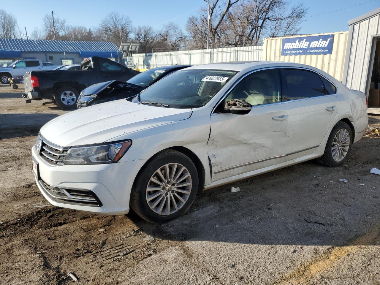 VOLKSWAGEN PASSAT SE 2017