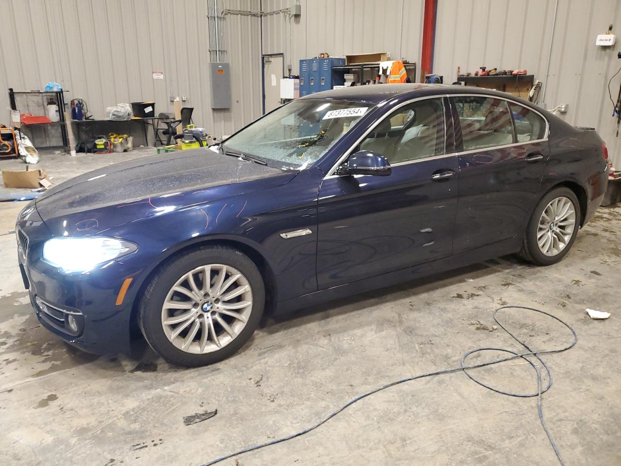 BMW 528 XI 2014