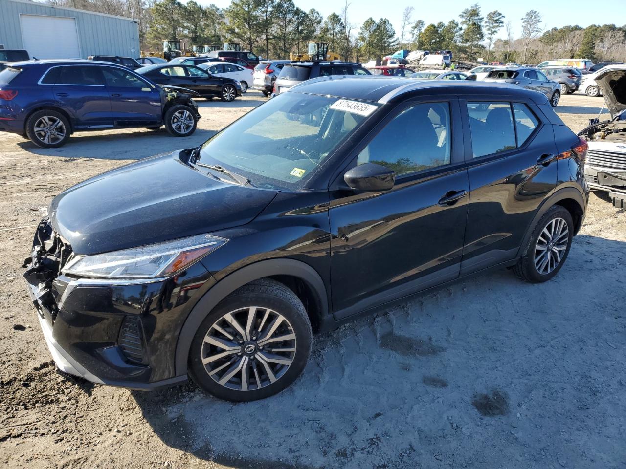 NISSAN KICKS 2021