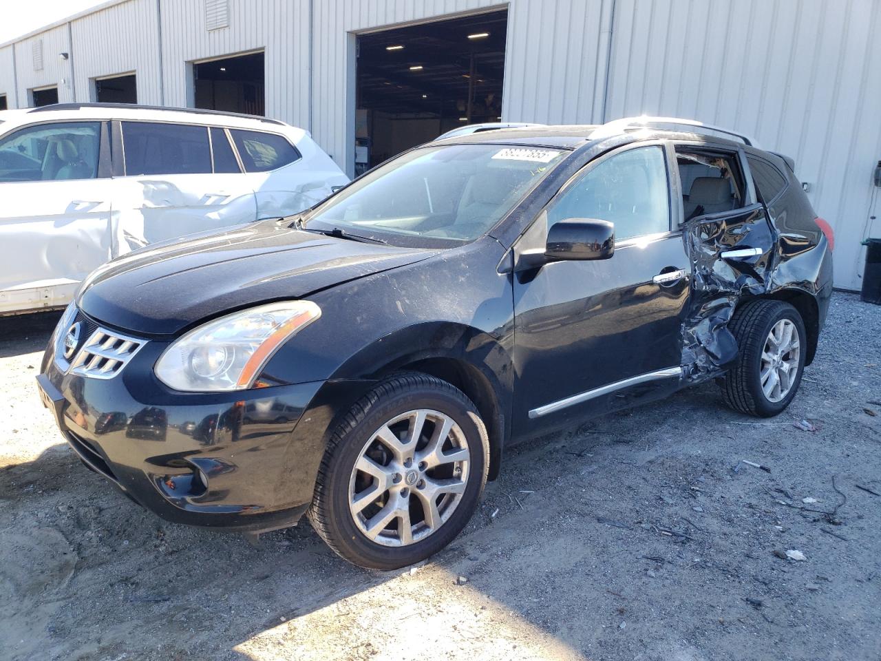 NISSAN ROGUE S 2011