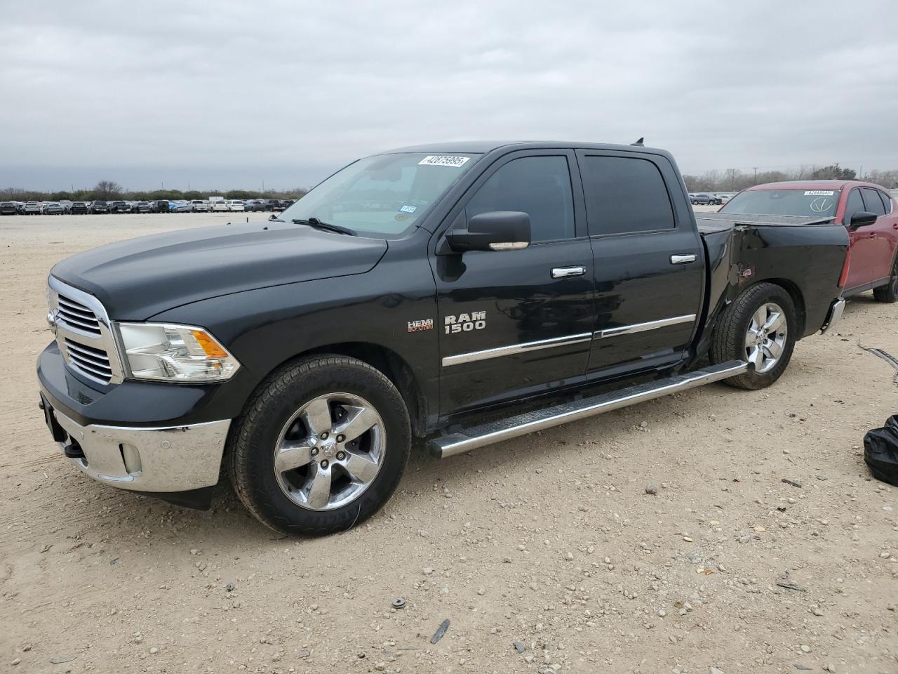RAM 1500 SLT 2015