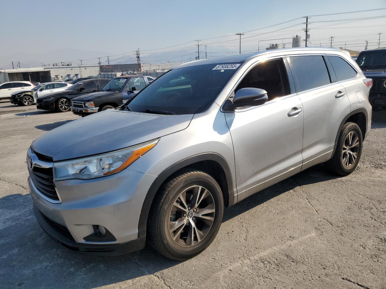 TOYOTA HIGHLANDER 2016