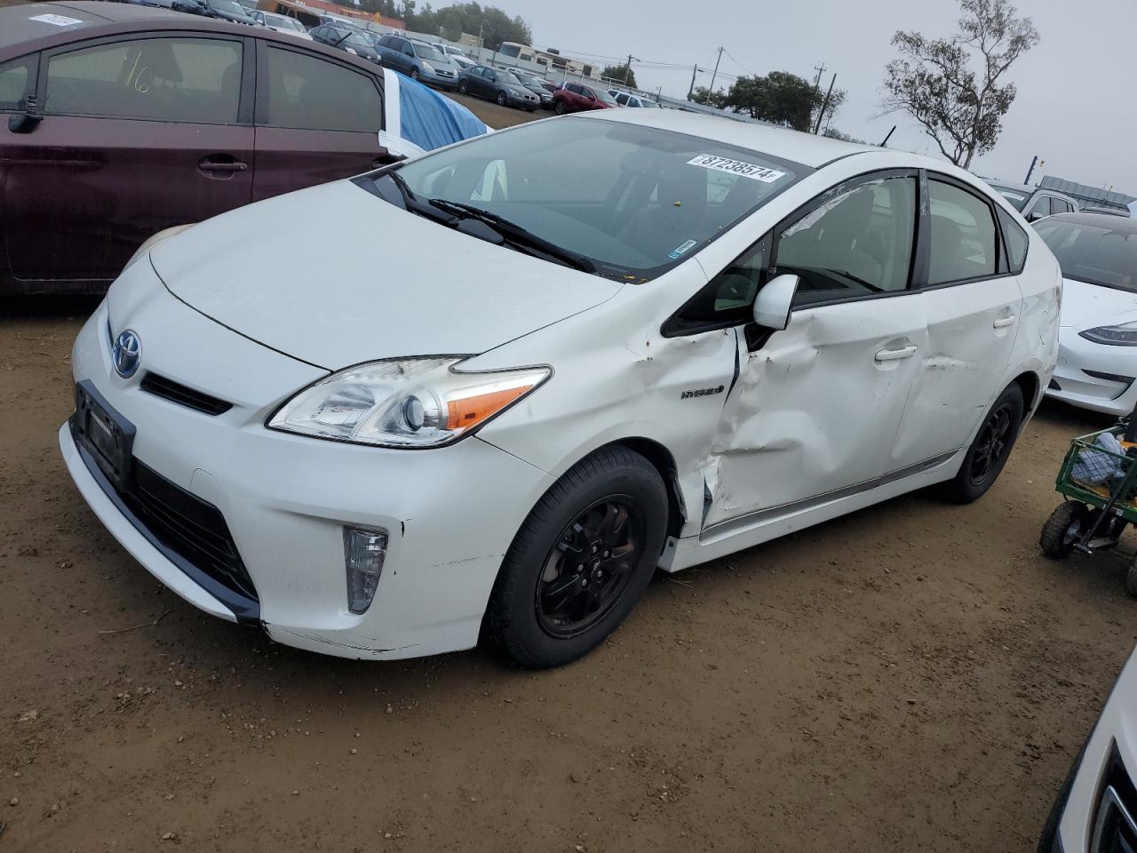 TOYOTA PRIUS 2015