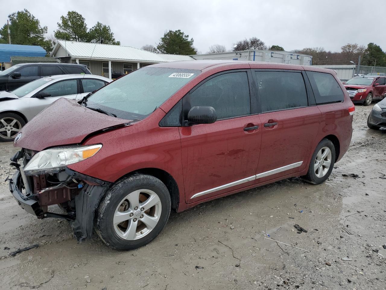 TOYOTA SIENNA 2013