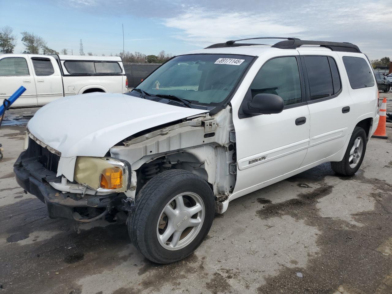GMC ENVOY XL 2004