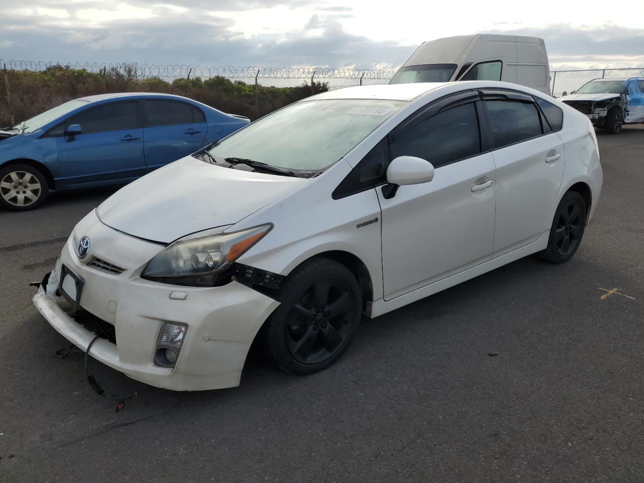 TOYOTA PRIUS 2011