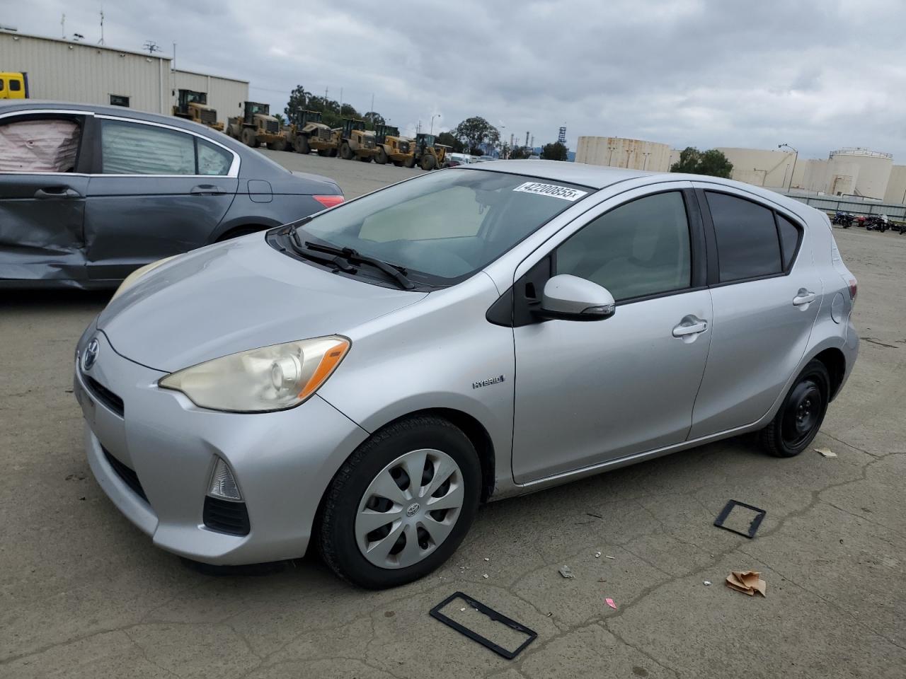 TOYOTA PRIUS C 2013